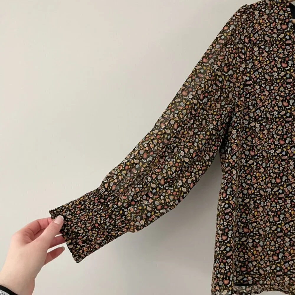 Madewell Georgette Smocked-Cuff Button-Front Shirt in Folktale Paisley Size 12